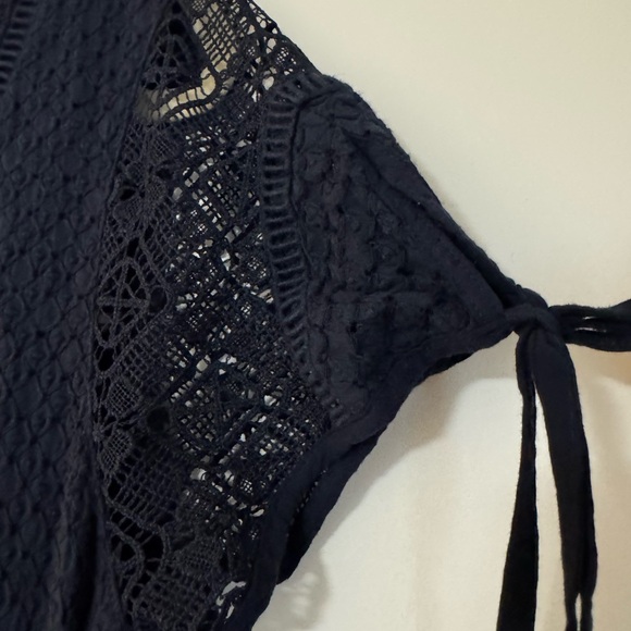 Abercrombie & Fit Navy Blue Crochet Lace Short Sleeve Dress, large - Picture 3 of 7